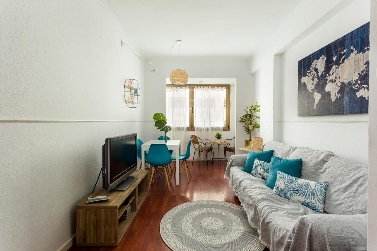 Lodging Apartments Illa Diagonal Barcelona Kültér fotó